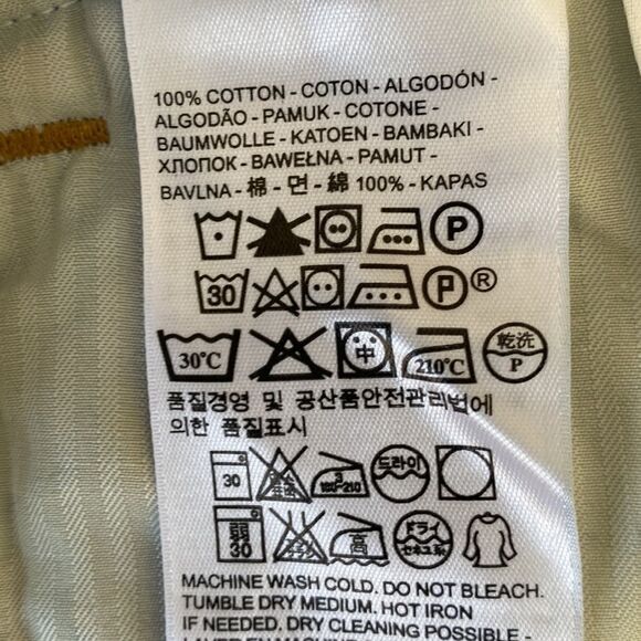 Levi's Jean Jacket   - Picture 9 of 13